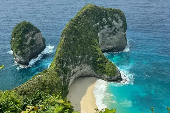 The West Nusa Penida Island Day Tour Package M1